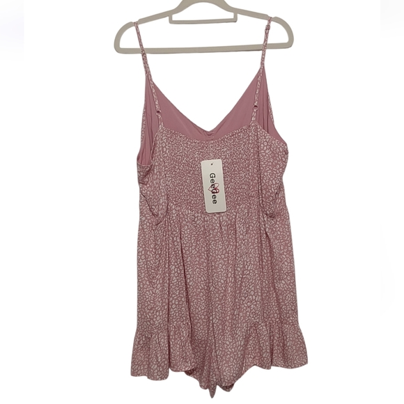 GeeGee Pink Leopard Print Ruffle Romper Size 1XL NWT - Picture 4 of 8